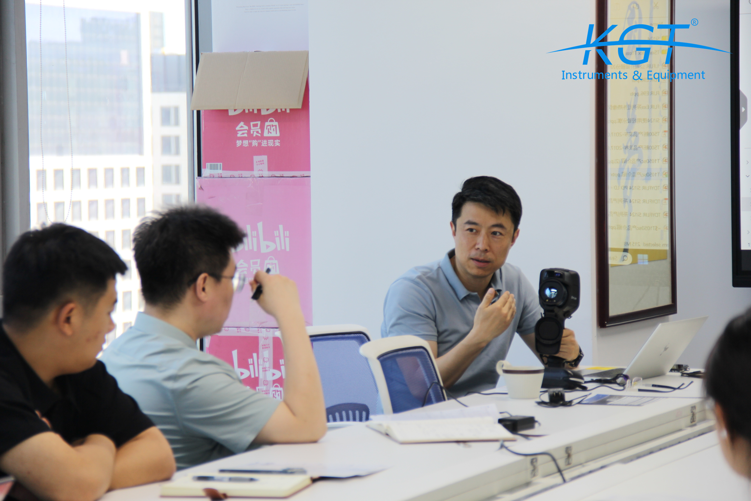 培訓(xùn)FLIR<a href='http://dlhyyoga.com/hongwairexiangyi.html'>熱像儀</a>