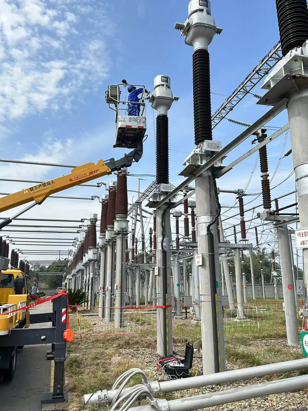 變壓器絕緣檢測(cè)現(xiàn)場(chǎng)