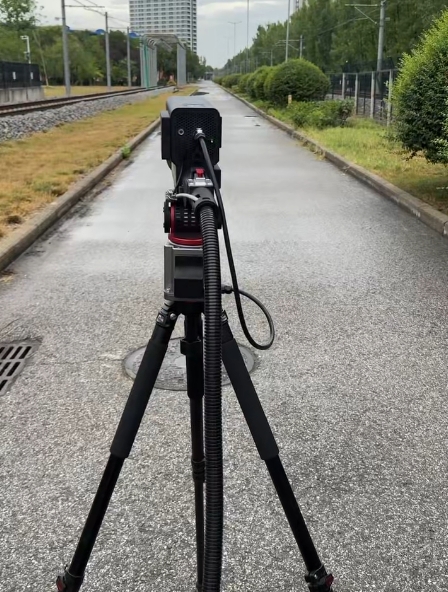 激光清障儀鐵路服務(wù)現(xiàn)場(chǎng)