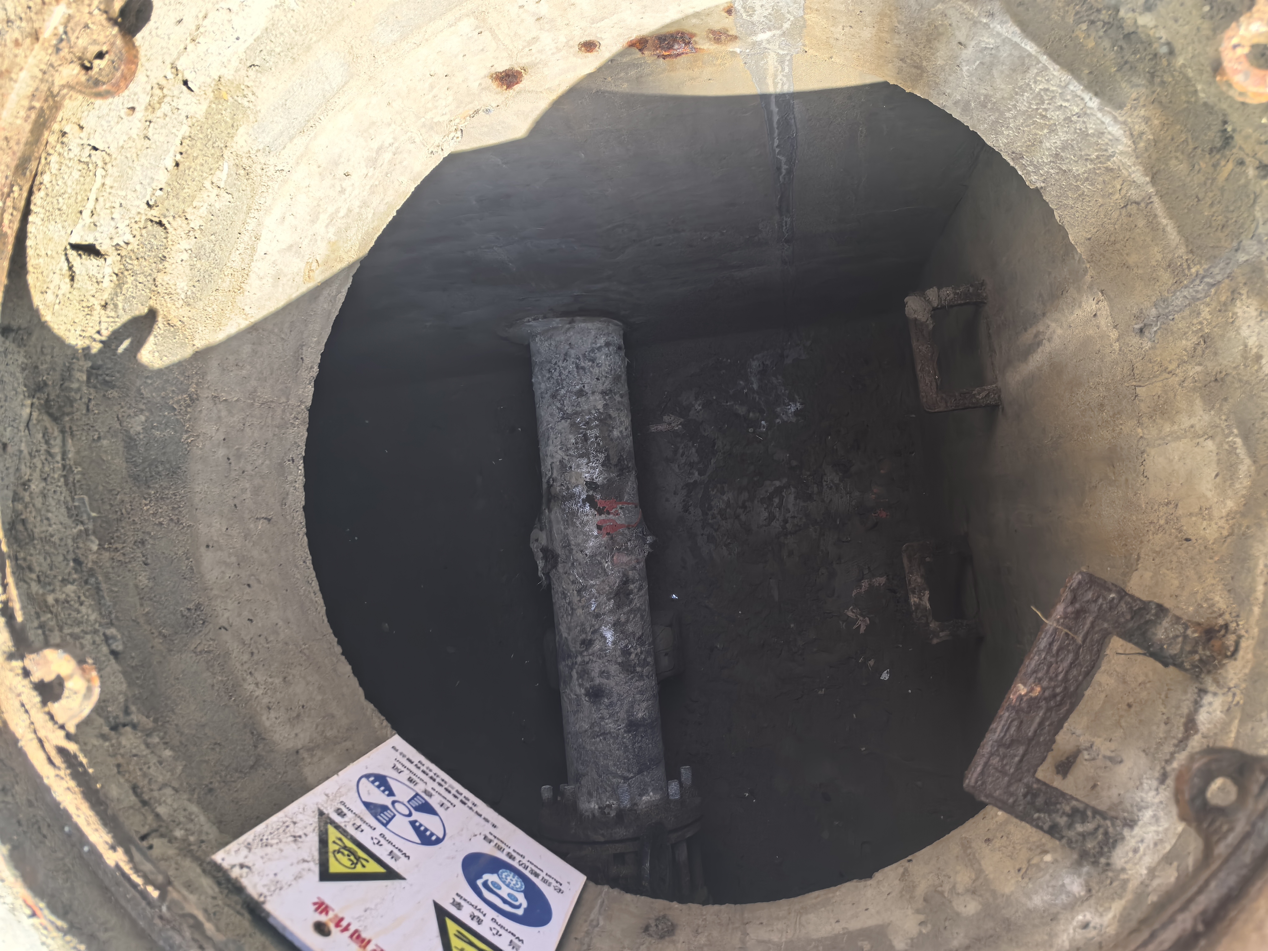 智能聽漏儀供水管網(wǎng)聽漏現(xiàn)場