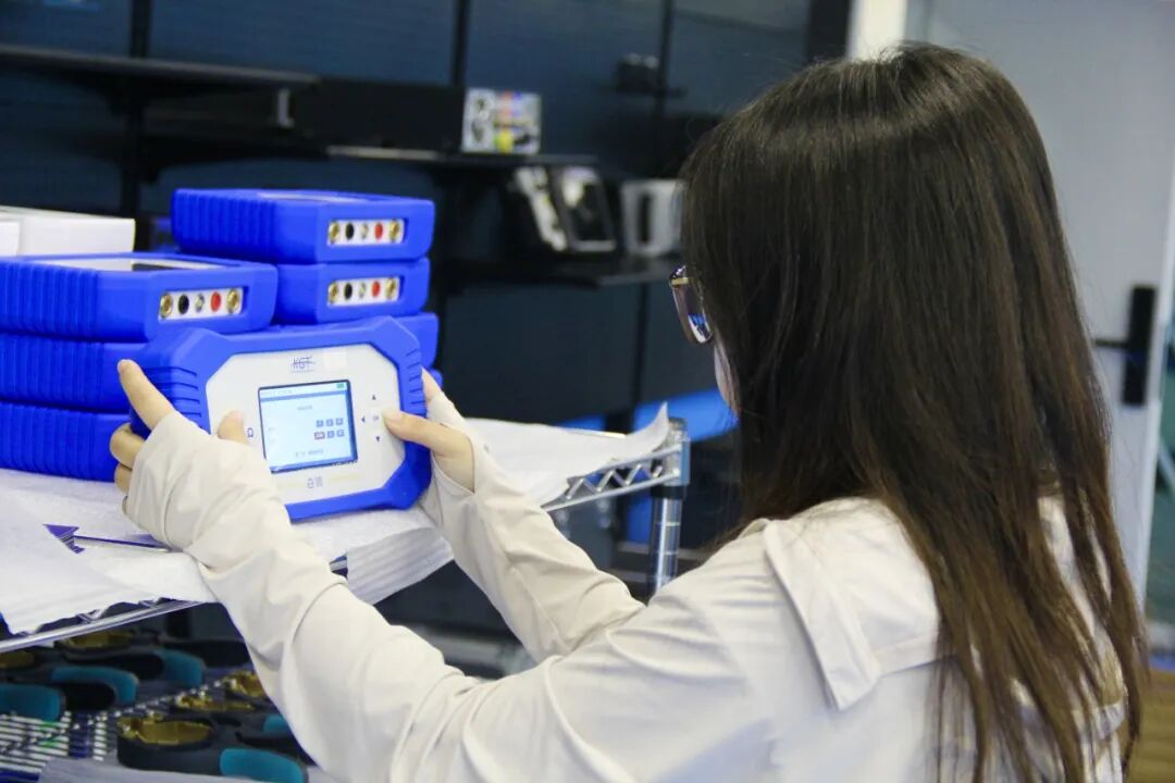 回路電阻測試儀使用現(xiàn)場